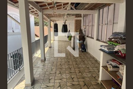 Casa à venda com 454m², 4 quartos e 3 vagas Casa à venda com 454m², 4 quartos e 3 vagasFoto 12