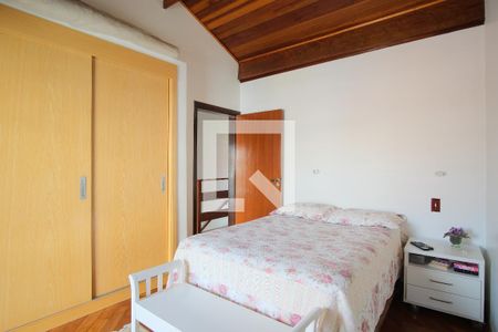 Casa à venda com 290m², 5 quartos e 4 vagasSuíte