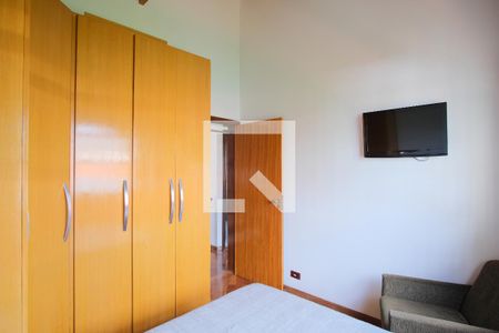 Casa à venda com 290m², 5 quartos e 4 vagasQuarto 2