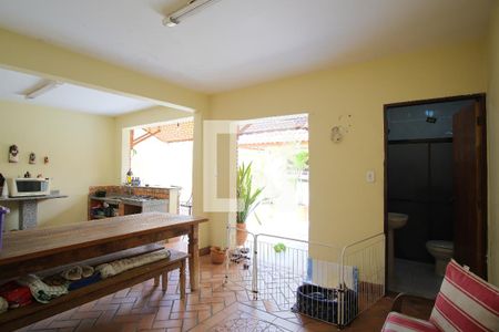 Casa à venda com 290m², 5 quartos e 4 vagasEspaço Gourmet