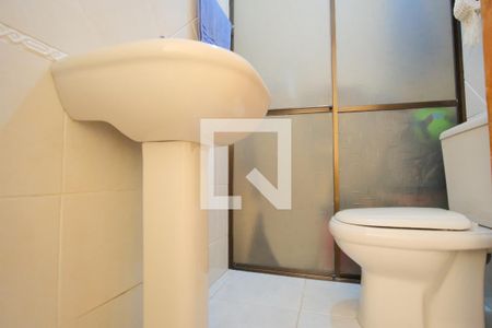 Casa à venda com 290m², 5 quartos e 4 vagasBanheiro de serviço