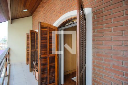 Casa à venda com 290m², 5 quartos e 4 vagasVaranda da Suíte