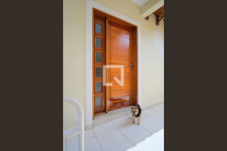 Casa à venda com 290m², 5 quartos e 4 vagasPorta de Entrada