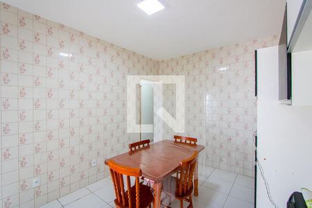 Casa à venda com 94m², 2 quartos e 2 vagasCopa