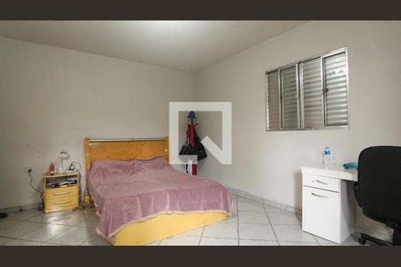 Casa à venda com 320m², 5 quartos e 4 vagas Casa à venda com 320m², 5 quartos e 4 vagasEdícula