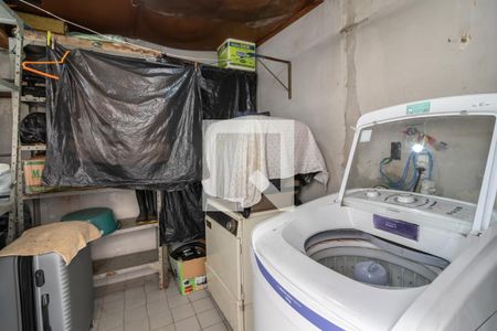 Casa à venda com 119m², 2 quartos e 1 vagaLavanderia