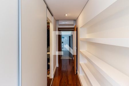 Apartamento à venda com 257m², 3 quartos e 2 vagas Apartamento à venda com 257m², 3 quartos e 2 vagasQuarto 2