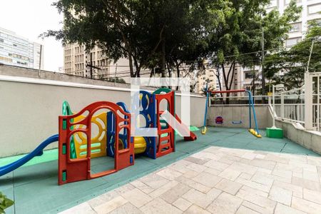 Apartamento à venda com 257m², 3 quartos e 2 vagas Apartamento à venda com 257m², 3 quartos e 2 vagasPlayground