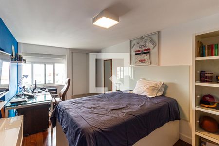 Apartamento à venda com 257m², 3 quartos e 2 vagas Apartamento à venda com 257m², 3 quartos e 2 vagasQuarto 3