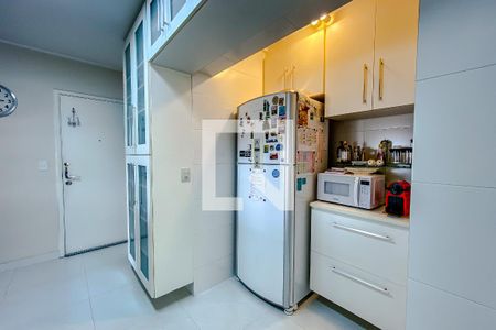 Apartamento à venda com 81m², 3 quartos e 2 vagasCozinha