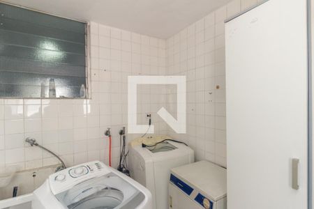 Apartamento à venda com 141m², 2 quartos e sem vaga Apartamento à venda com 141m², 2 quartos e sem vagaLavanderia