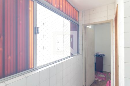 Apartamento à venda com 141m², 2 quartos e sem vaga Apartamento à venda com 141m², 2 quartos e sem vagaLavanderia