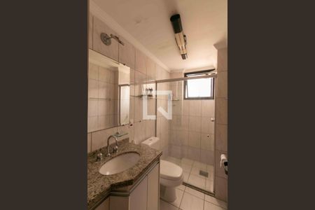 Apartamento à venda com 156m², 3 quartos e 3 vagas Apartamento à venda com 156m², 3 quartos e 3 vagasBanheiro da Suíte