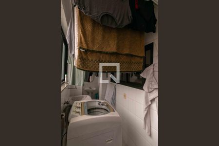 Apartamento à venda com 156m², 3 quartos e 3 vagas Apartamento à venda com 156m², 3 quartos e 3 vagasÁrea de Serviço