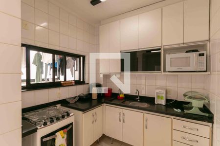 Apartamento à venda com 156m², 3 quartos e 3 vagas Apartamento à venda com 156m², 3 quartos e 3 vagasCozinha