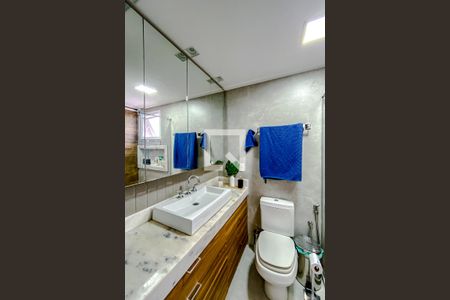 Apartamento à venda com 100m², 3 quartos e 2 vagasBanheiro da Suíte