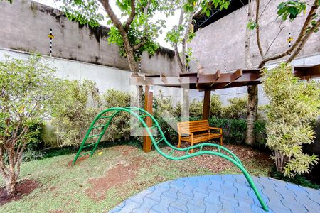 Apartamento à venda com 100m², 3 quartos e 2 vagasÁrea comum - Playground