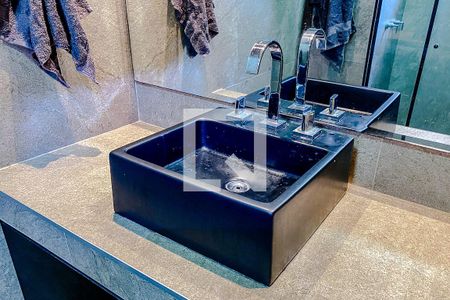 Apartamento à venda com 100m², 3 quartos e 2 vagasBanheiro