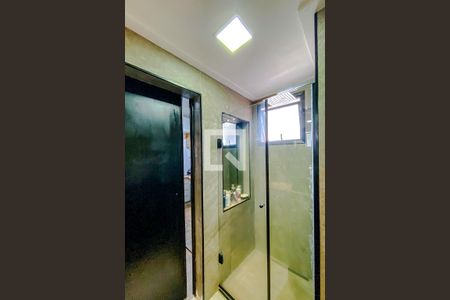 Apartamento à venda com 100m², 3 quartos e 2 vagasBanheiro