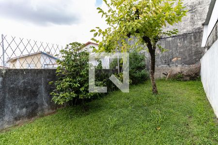 Casa à venda com 168m², 3 quartos e 2 vagas Casa à venda com 168m², 3 quartos e 2 vagasQuintal/Jardim