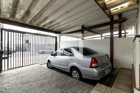 Casa à venda com 168m², 3 quartos e 2 vagas Casa à venda com 168m², 3 quartos e 2 vagasGaragem