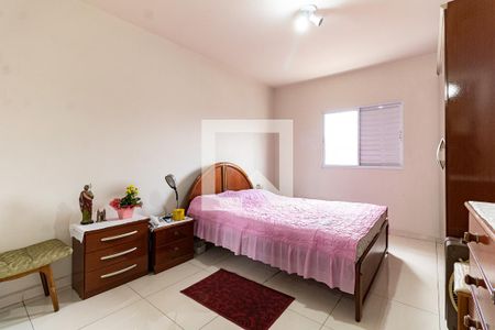 Casa à venda com 168m², 3 quartos e 2 vagas Casa à venda com 168m², 3 quartos e 2 vagasSuíte