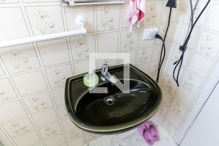 Casa à venda com 168m², 3 quartos e 2 vagas Casa à venda com 168m², 3 quartos e 2 vagasBanheiro da Suíte