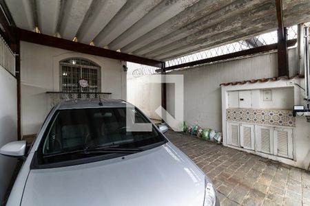 Casa à venda com 168m², 3 quartos e 2 vagas Casa à venda com 168m², 3 quartos e 2 vagasGaragem
