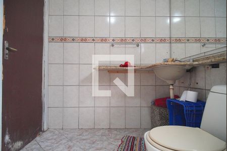 Casa à venda com 160m², 4 quartos e 2 vagas Casa à venda com 160m², 4 quartos e 2 vagasBanheiro da Suíte