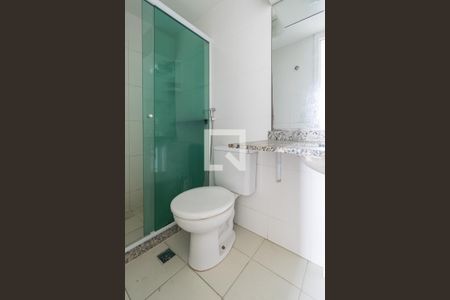 Apartamento à venda com 59m², 2 quartos e 1 vaga Apartamento à venda com 59m², 2 quartos e 1 vagaBanheiro da Suíte