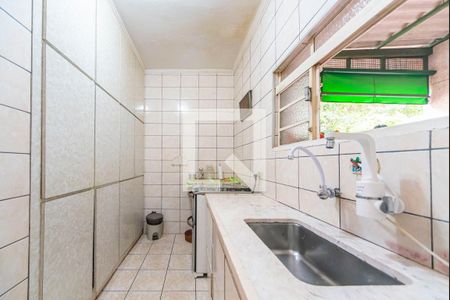 Casa à venda com 250m², 2 quartos e 5 vagas Casa à venda com 250m², 2 quartos e 5 vagasCozinha