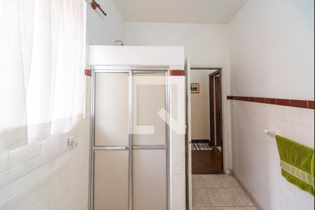 Casa à venda com 250m², 2 quartos e 5 vagas Casa à venda com 250m², 2 quartos e 5 vagasBanheiro Social