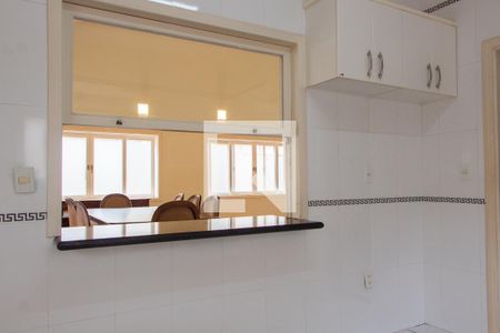 Casa de condomínio à venda com 394m², 4 quartos e 5 vagasCOZINHA 1 PISO