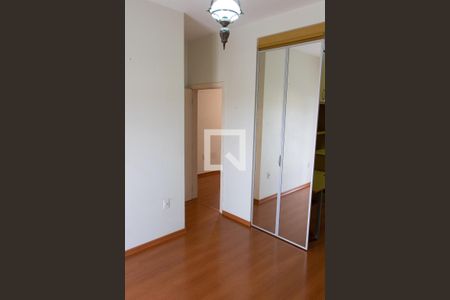 Casa de condomínio à venda com 394m², 4 quartos e 5 vagasSUITE 3