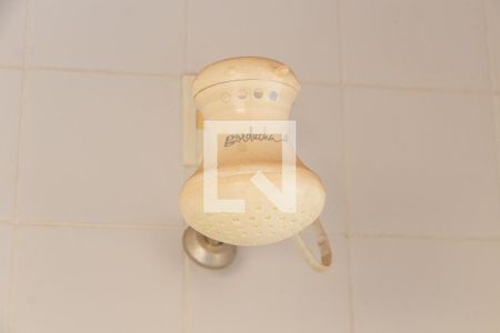 Casa de condomínio à venda com 394m², 4 quartos e 5 vagasBANHEIRO DA ÁREA DE SERVIÇO