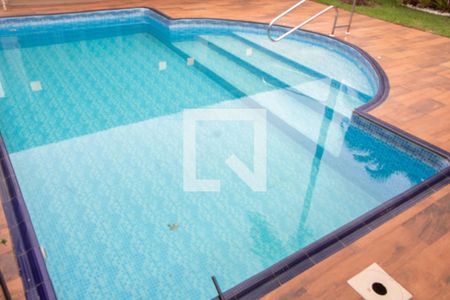 Casa de condomínio à venda com 394m², 4 quartos e 5 vagasÁREA EXTERNA FUNDOS