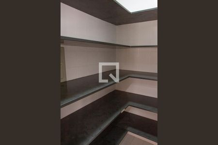 Casa de condomínio à venda com 394m², 4 quartos e 5 vagasDISPENSA