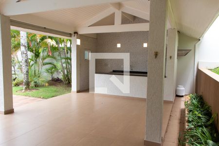 Casa de condomínio à venda com 394m², 4 quartos e 5 vagasÁREA GOURMET FUNDOS