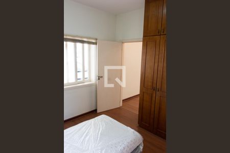 Casa de condomínio à venda com 394m², 4 quartos e 5 vagasSUITE TÉRREO