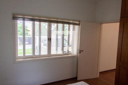 Casa de condomínio à venda com 394m², 4 quartos e 5 vagasSUITE TÉRREO