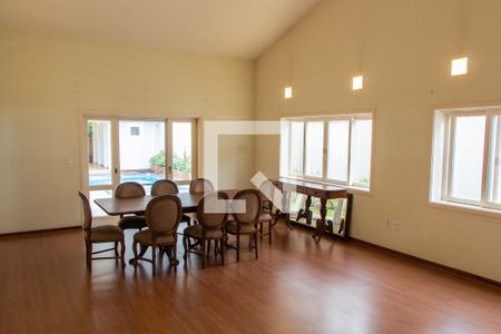 Casa de condomínio à venda com 394m², 4 quartos e 5 vagasCopa