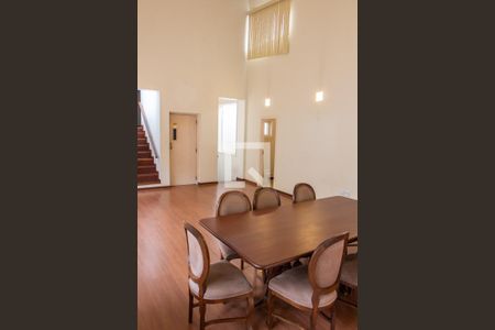 Casa de condomínio à venda com 394m², 4 quartos e 5 vagasCopa