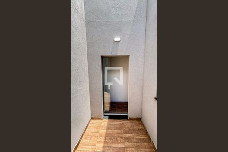 Casa à venda com 143m², 3 quartos e 2 vagas Casa à venda com 143m², 3 quartos e 2 vagasJardim de Inverno