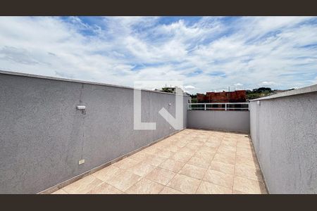 Casa à venda com 143m², 3 quartos e 2 vagas Casa à venda com 143m², 3 quartos e 2 vagasCobertura