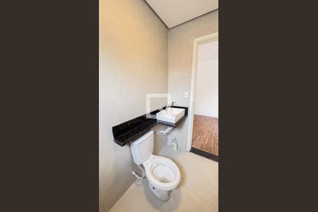 Casa à venda com 143m², 3 quartos e 2 vagas Casa à venda com 143m², 3 quartos e 2 vagasBanheiro da Suíte