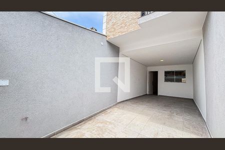 Casa à venda com 143m², 3 quartos e 2 vagas Casa à venda com 143m², 3 quartos e 2 vagasGaragem