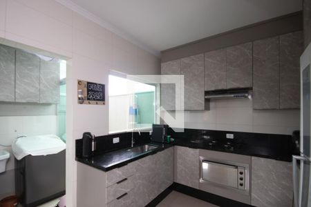 Casa de condomínio à venda com 128m², 3 quartos e 2 vagas Casa de condomínio à venda com 128m², 3 quartos e 2 vagasCozinha