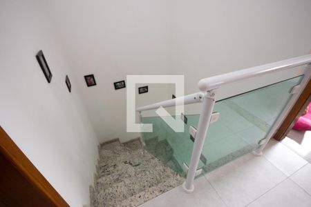 Casa de condomínio à venda com 128m², 3 quartos e 2 vagas Casa de condomínio à venda com 128m², 3 quartos e 2 vagasCorredor