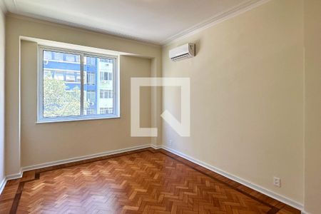 Quarto 01 de apartamento à venda com 3 quartos, 140m² em Copacabana, Rio de Janeiro