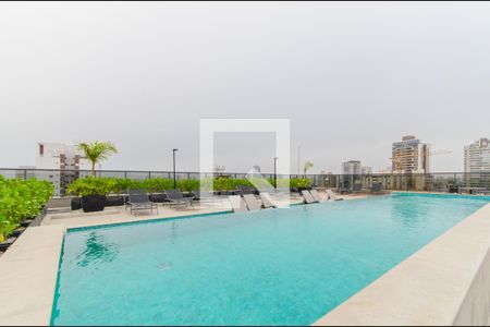 Studio à venda com 27m², 1 quarto e sem vaga Studio à venda com 27m², 1 quarto e sem vagaÁrea comum - Piscina